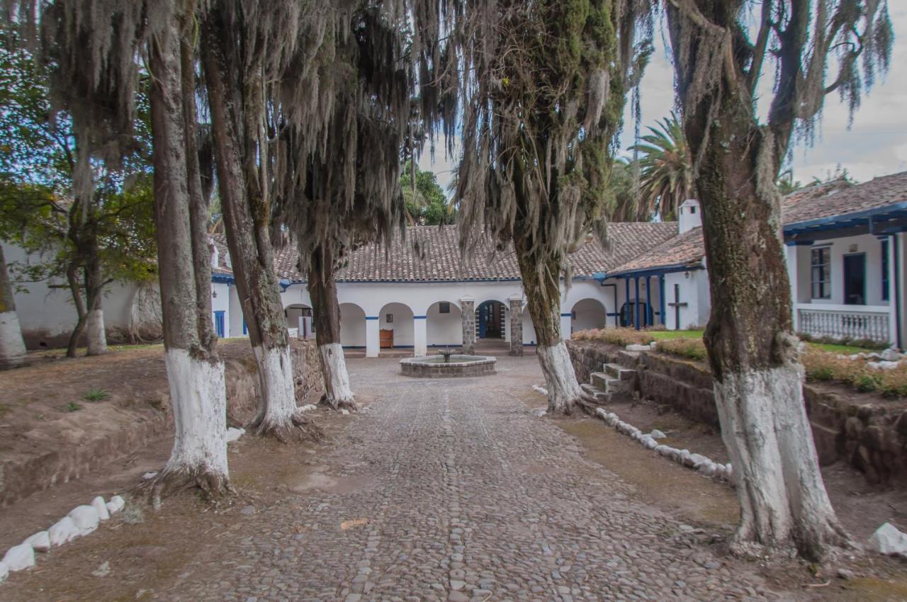 Hosteria Hacienda Pinsaqui Otavalo Exterior photo
